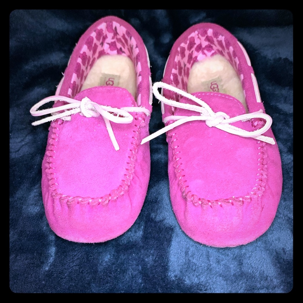 Girls Pink suede Ugg Moccasins